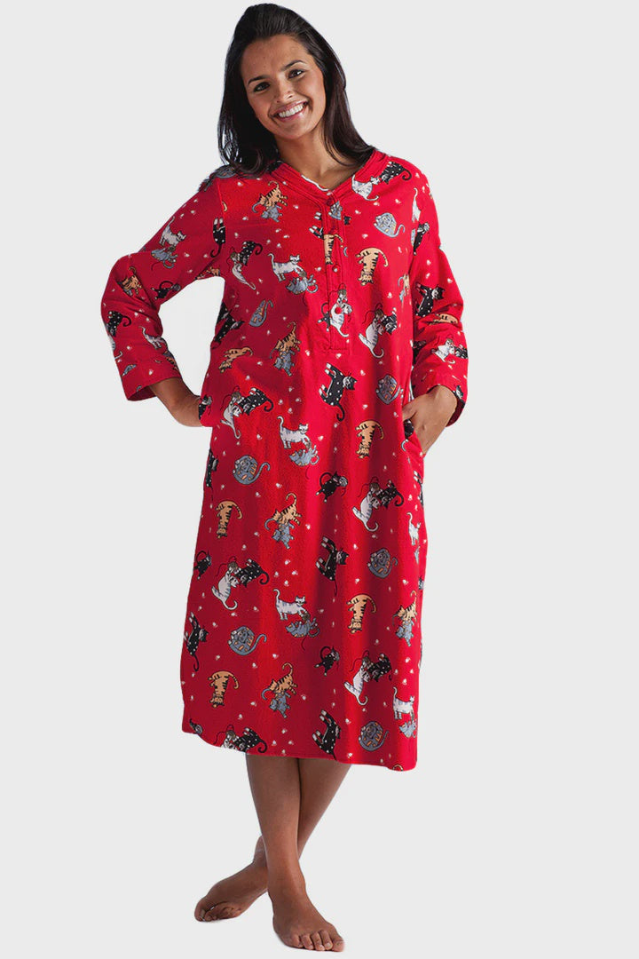 La Cera Flannel Nightshirt-Red Cats