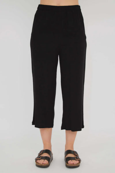 Blue Sky Bamboo Linen Bella Capri- Black