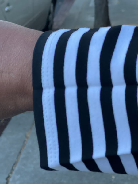 Pure French Terry Stripe V-Neck Black/White