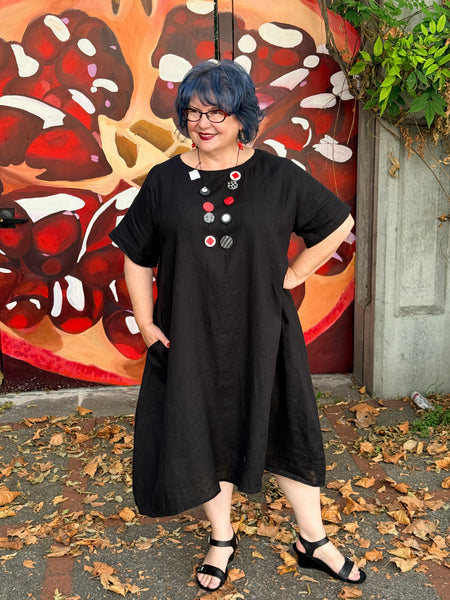 Yuvita Linen Dress-Black