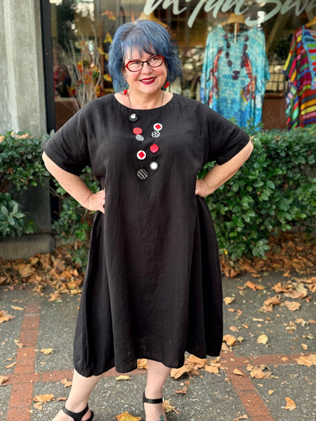 Yuvita Linen Dress-Black