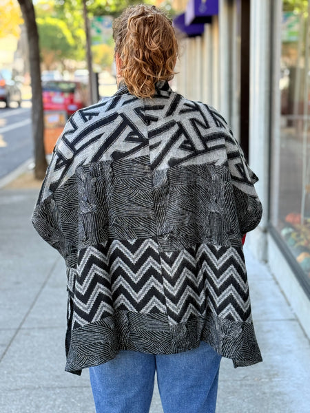 Dupatta Musgrave Mixed Geo Pocket Ruana