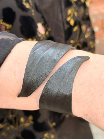 7PM Jewels Leather Bracelet- Black