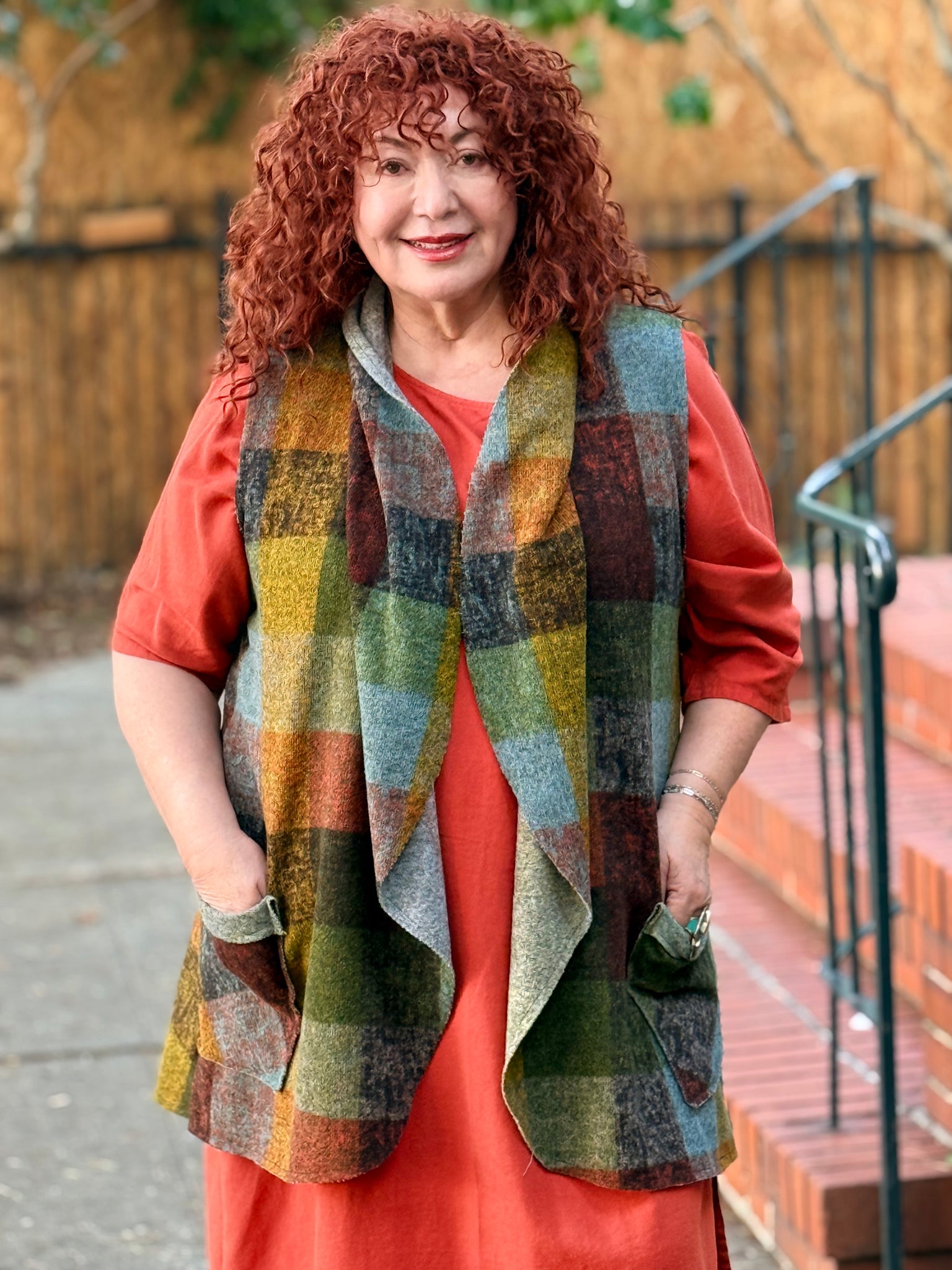 Vine Street Plaid Vest- Multi