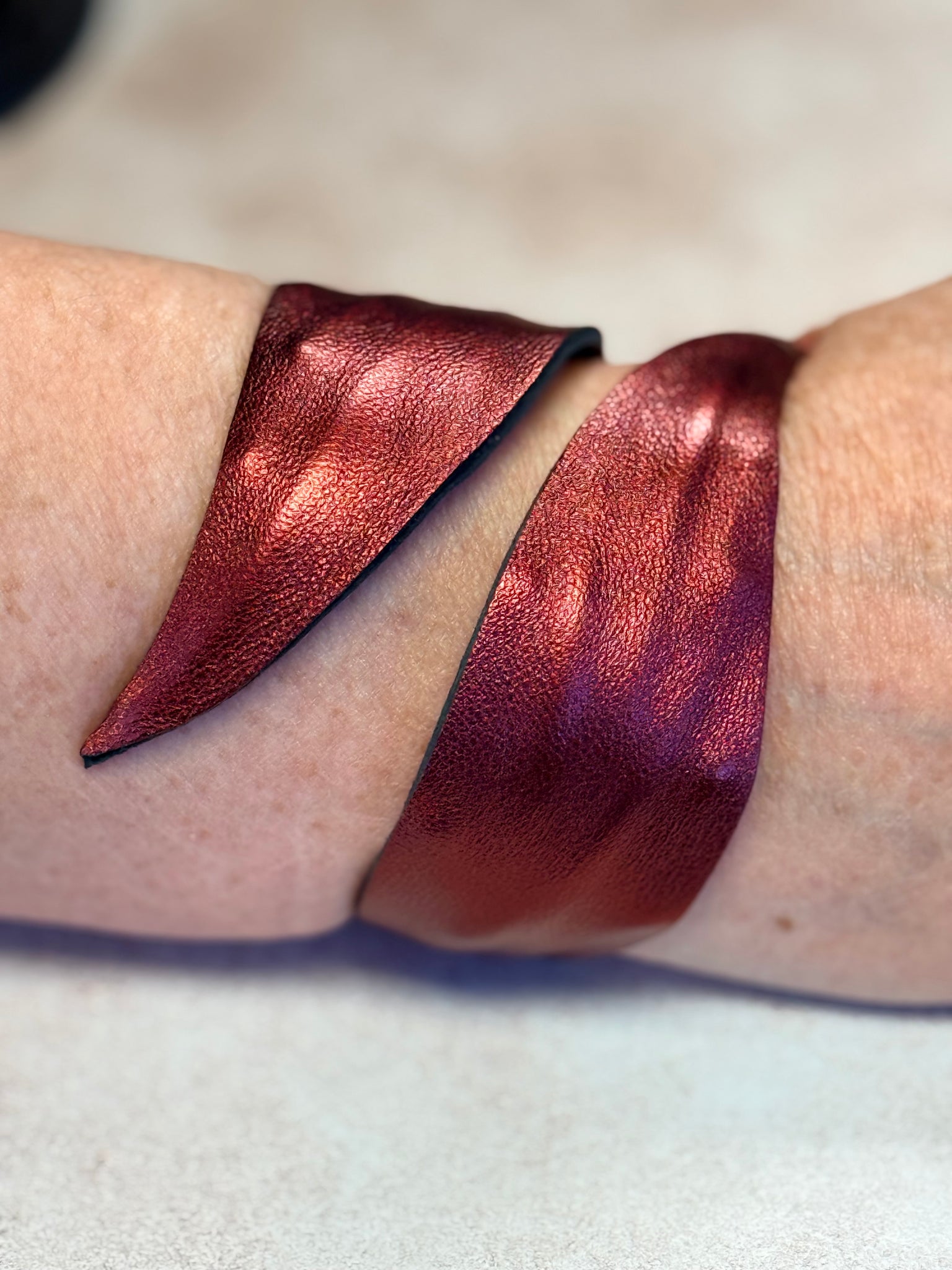 7PM Jewels Leather Bracelet-Ruby