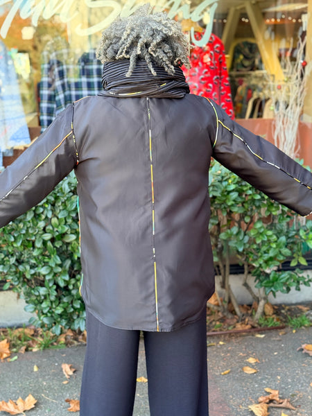 Lindi/Oopera Pleated Hood Color Trim Raincoat