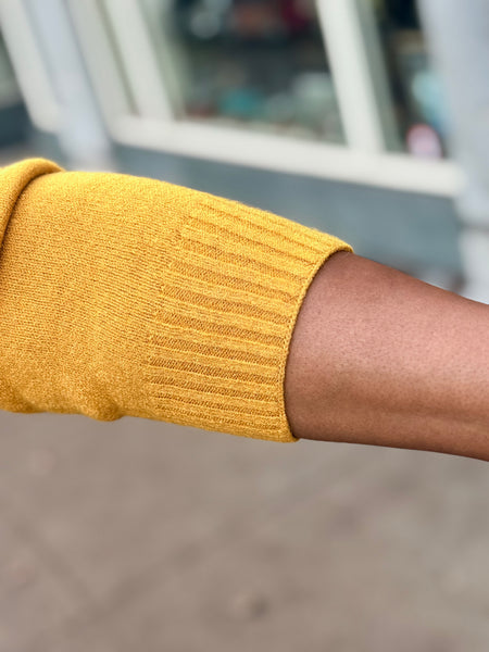 Amazing Woman Cassi One Size Sweater-Gold