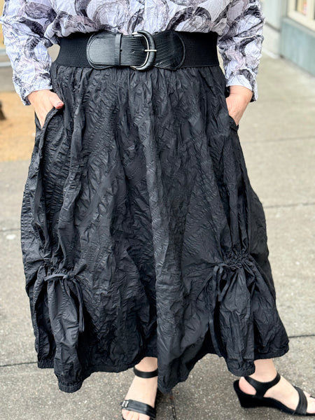 Noen Textured Bubble Skirt Black