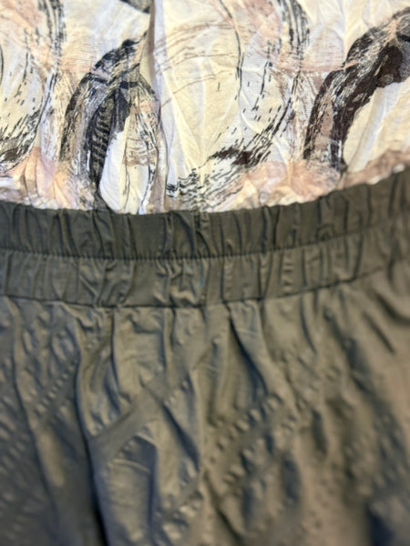 Noen Textured Bubble Skirt Black