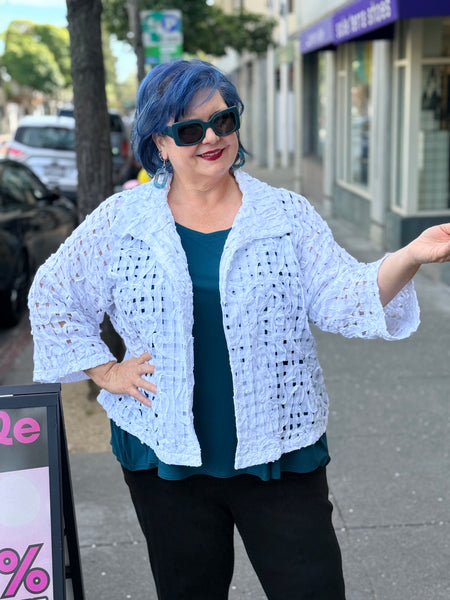 Sydney Project Cris Cropped Jacket- White