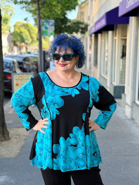 Klaveli 3/4 Sleeve Piping Tunic- Teal Flower