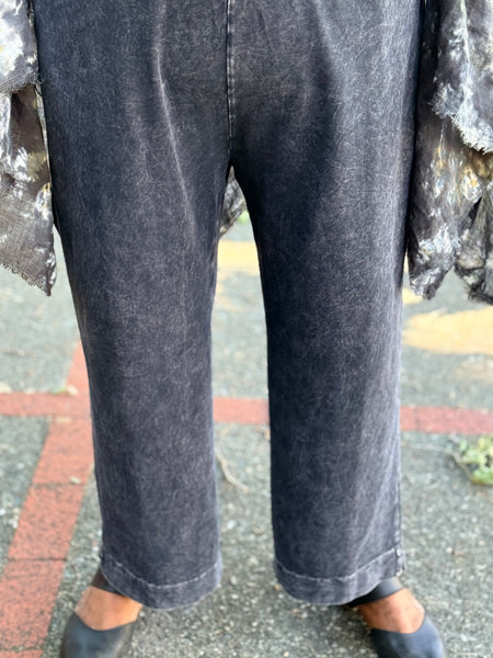 Jess and Jane Slim Leg Pocket Pant-Washed Black