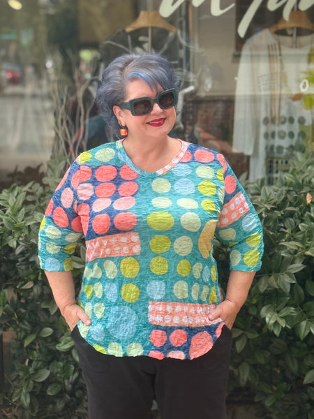 Jess and Jane Crinkle V-Neck 1/2 Sleeve- Momo