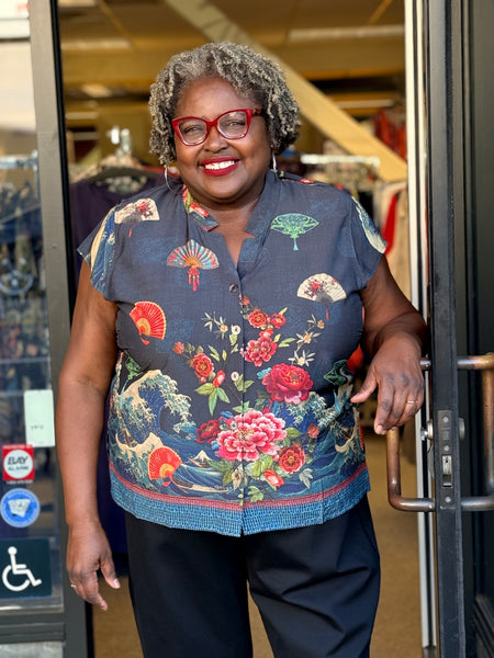 Citron Cap Sleeve Silk Blouse-Waves Fans Flowers in Black