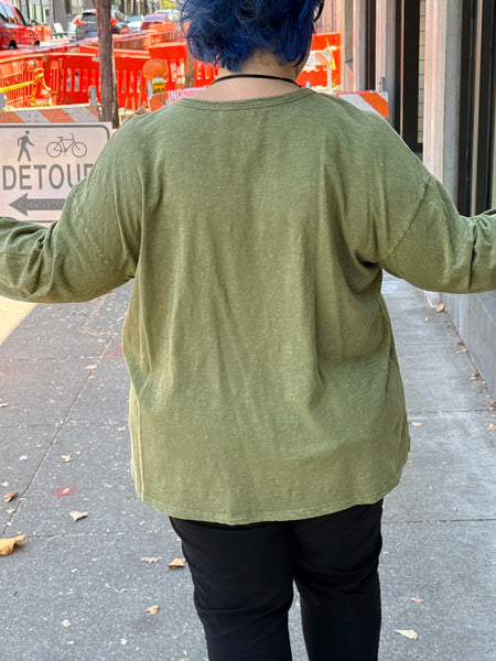 Jess and Jane Solid Mineral Washed Top with Gauze Pocket- Moss