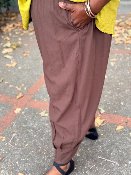 Kleen Cotton/Modal Tucks Pant-Brownie