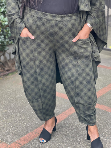 25% OFF FALL PRE ORDERS Green Gibbon Pant