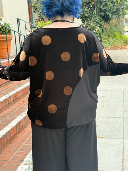 Alembika Everyday Velvet Curve Top, Black/Gold Dot