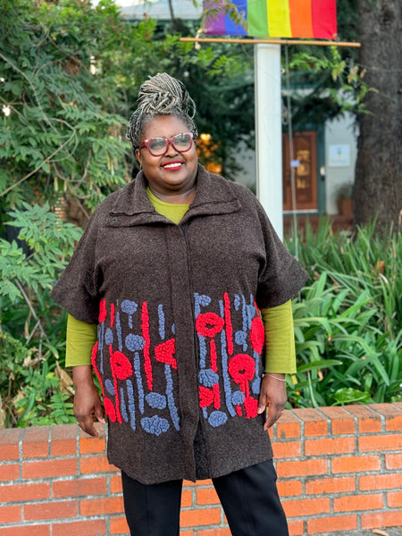 Luuka Odettia Sherpa Motif Poncho Jacket-Brown