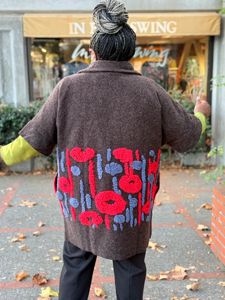 Luuka Odettia Sherpa Motif Poncho Jacket-Brown