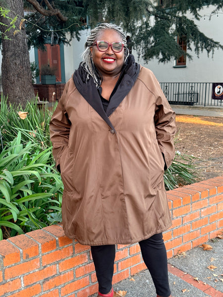 Lindi Reversible Pleated Hood 3/4 Raincoat- Bronze/Black